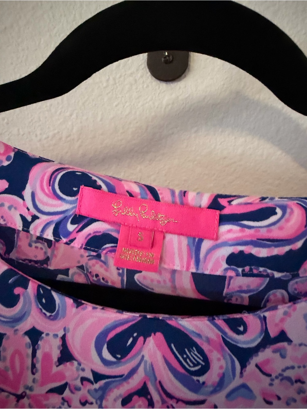 Lilly Pulitzer Langston Blouse Indigo Love You Bunches Top - Picture 5 of 8